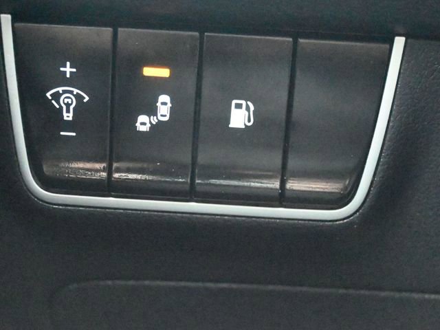 Used 2019 Kia Stinger RWD image 30
