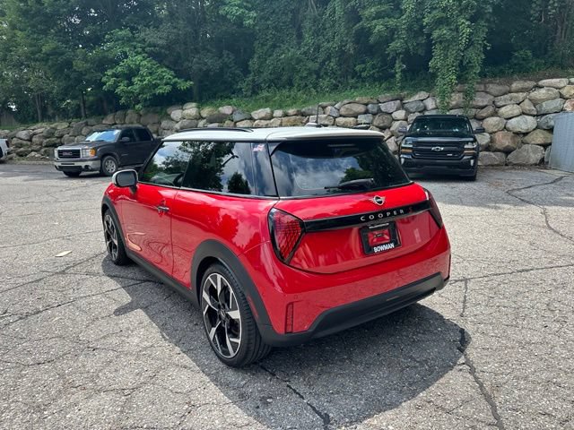 Used 2025 MINI Cooper S FWD image 3