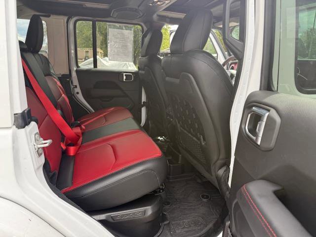 Used 2023 Jeep Wrangler Unlimited Rubicon 4xe image 18