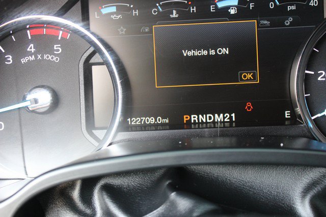 Used 2018 Ford F250 Platinum w/ FX4 Off-Road Package AWD/4WD image 12