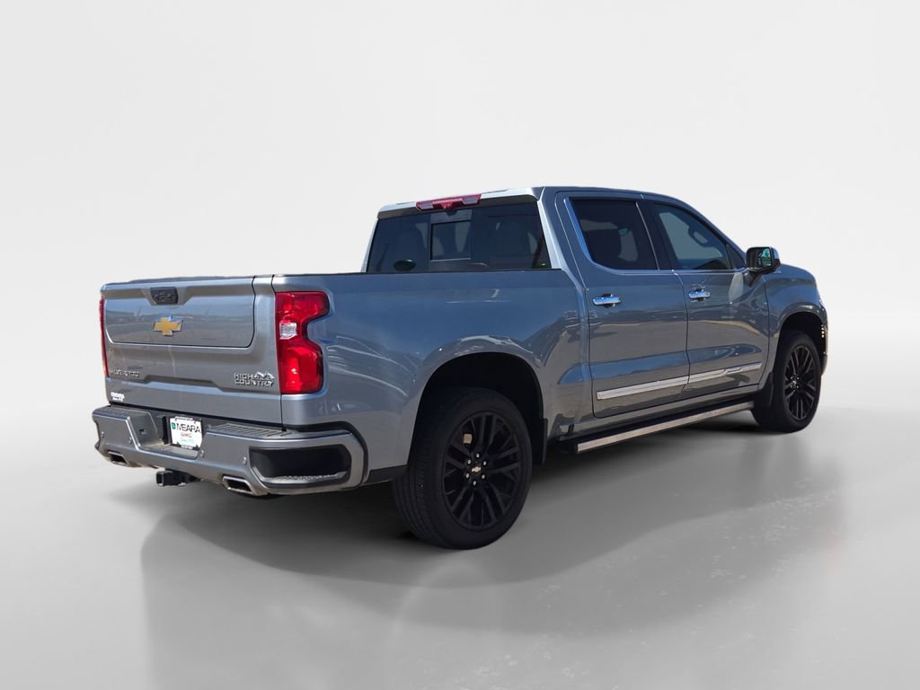 Used 2024 Chevrolet Silverado 1500 High Country w/ High Country Premium Package image 6