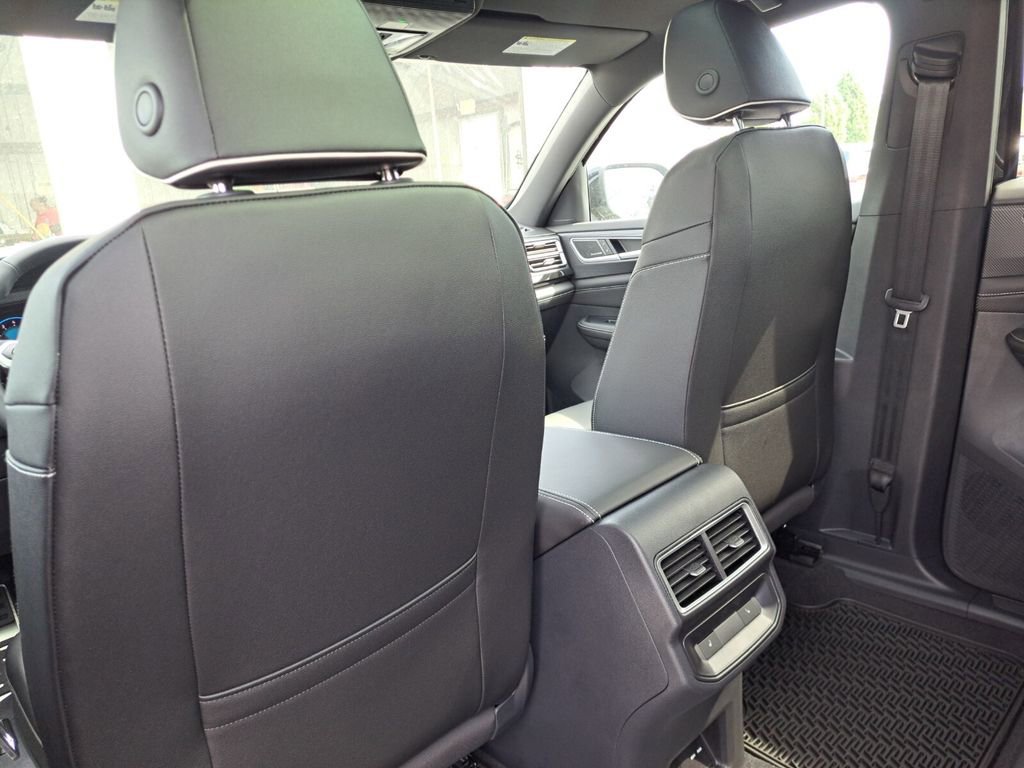New 2026 Volkswagen Atlas Cross Sport SEL Premium R-Line image 25