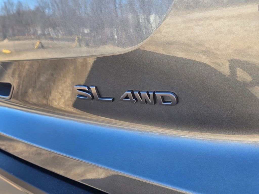 New 2026 Nissan Pathfinder SL image 7