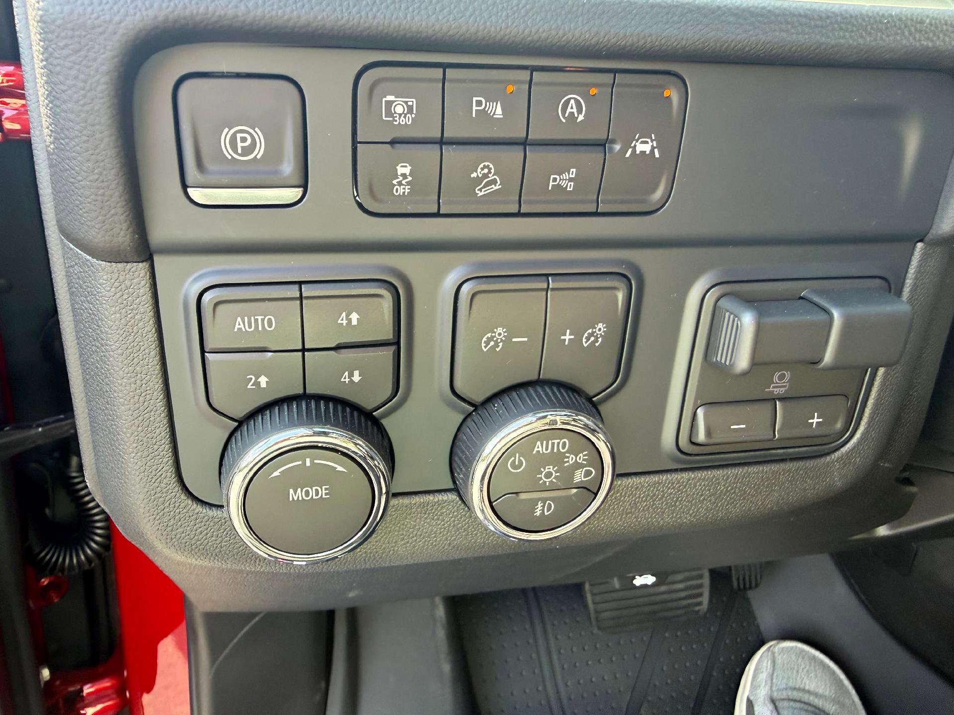 New 2026 Chevrolet Tahoe Z71 w/ Comfort Package image 17