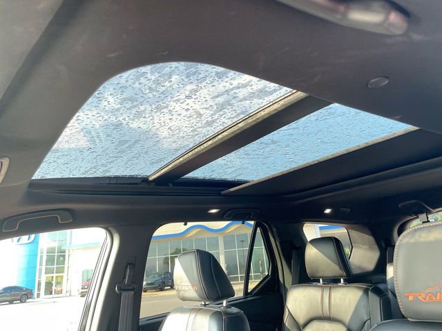 Certified 2025 Honda Pilot TrailSport image 23