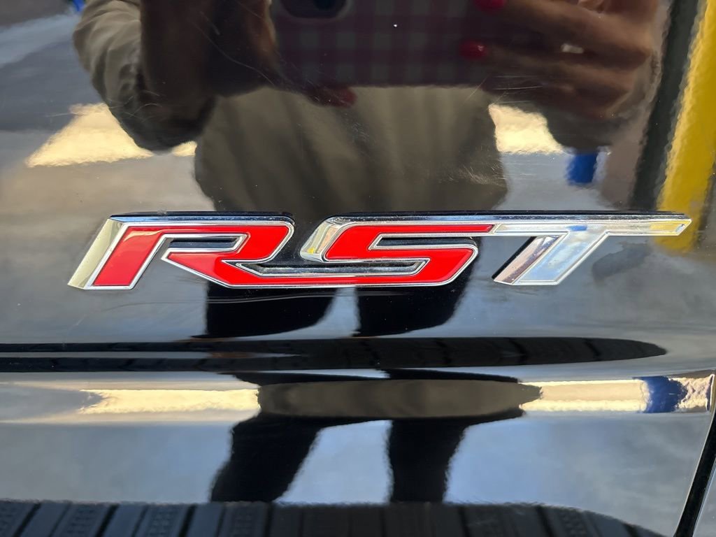 Used 2024 Chevrolet Silverado 1500 RST w/ Convenience Package II image 15