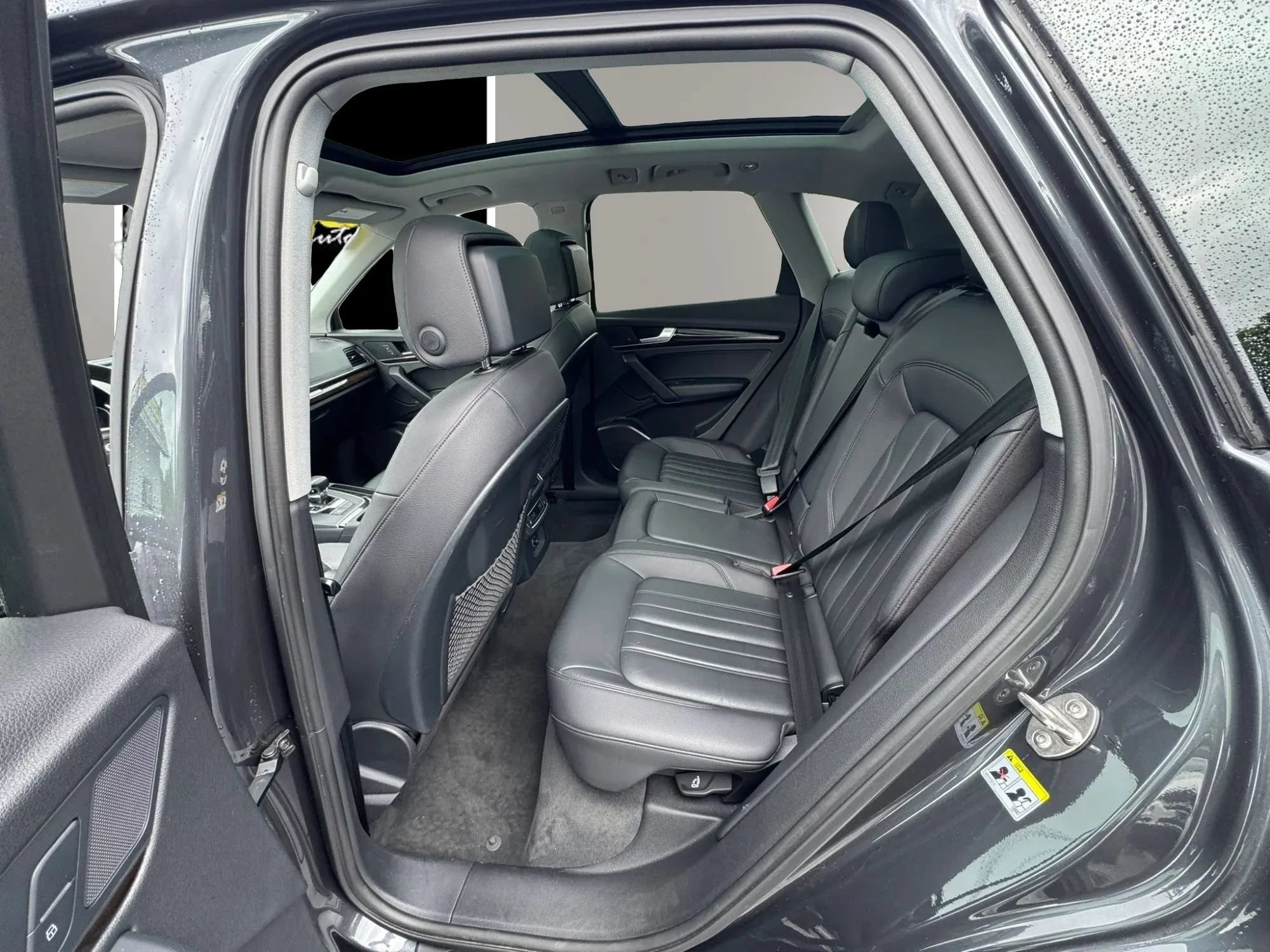 Used 2018 Audi Q5 2.0T Premium Plus w/ Premium Plus Package AWD/4WD image 10