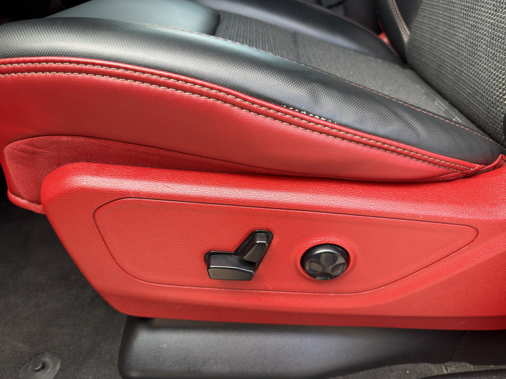 Used 2020 RAM 1500 Rebel w/ Rebel Level 2 Equipment Group AWD/4WD image 17