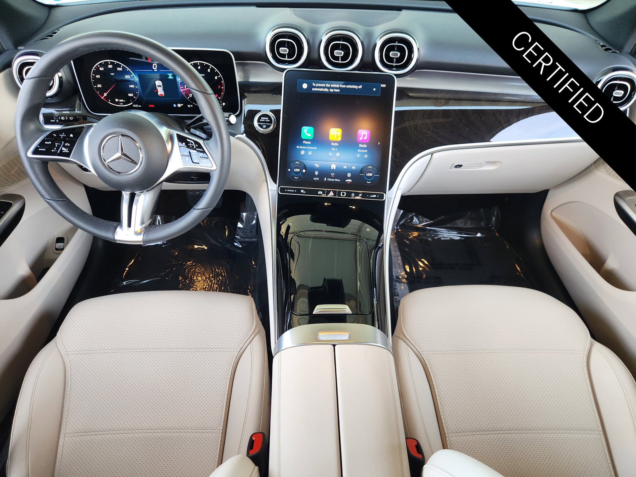 Certified 2026 Mercedes-Benz GLC 300 image 2