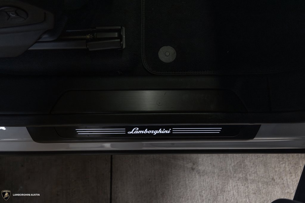Used 2024 Lamborghini Urus S image 45