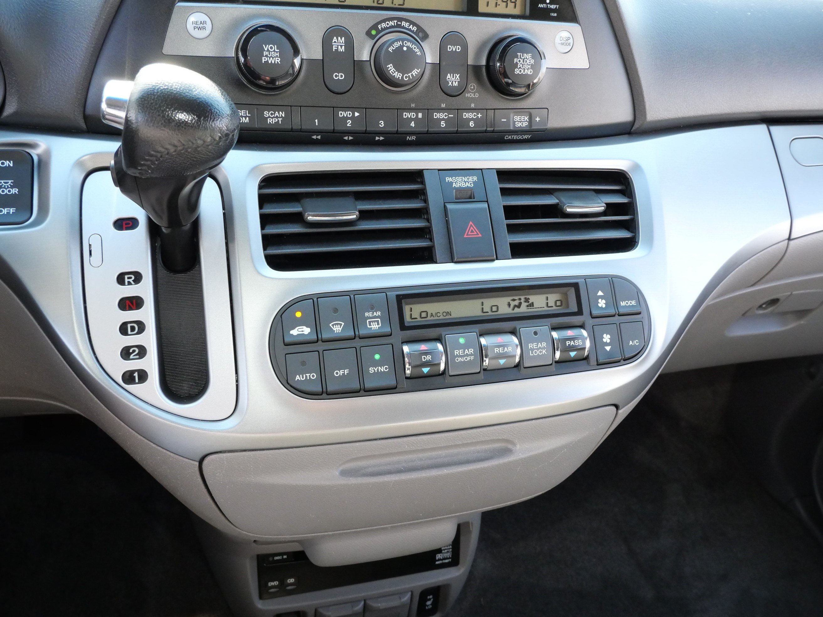 Used 2010 Honda Odyssey EX-L image 23