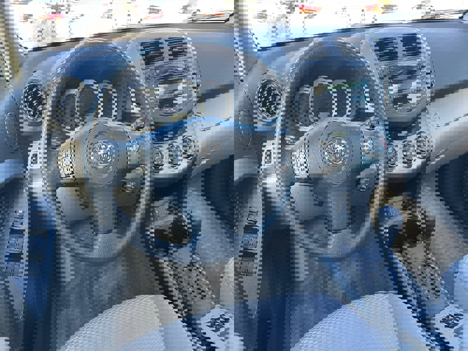 Used 2011 Toyota RAV4 2WD image 23