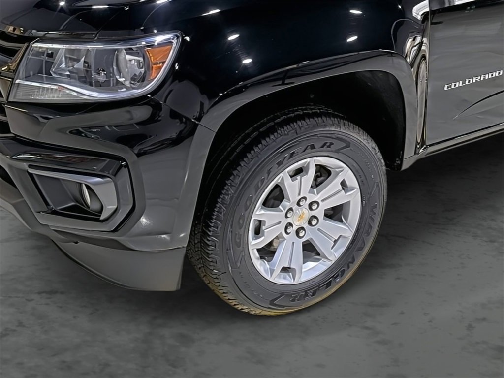 Used 2022 Chevrolet Colorado LT w/ LT Convenience Package image 7
