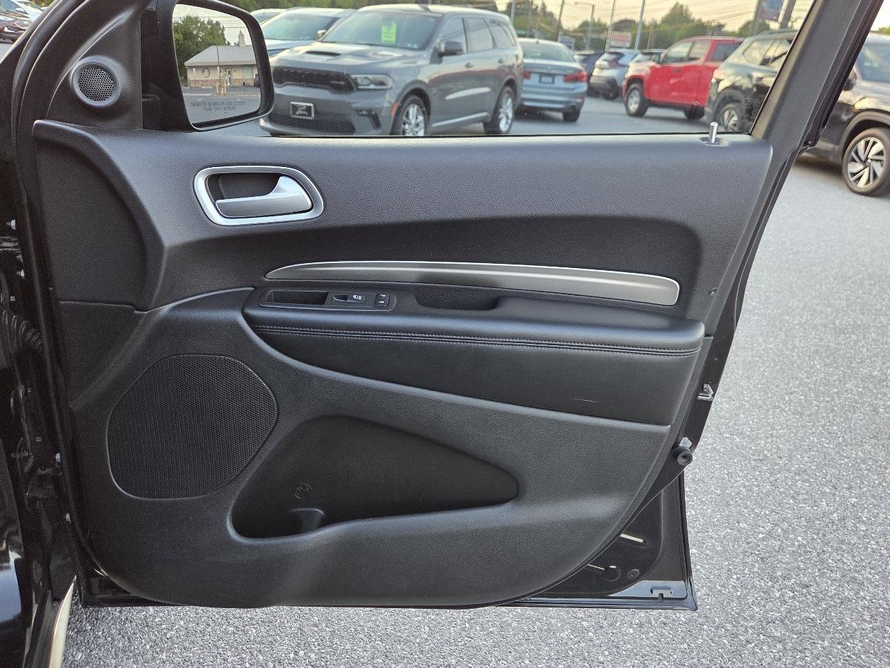 Used 2019 Dodge Durango SXT AWD/4WD image 31