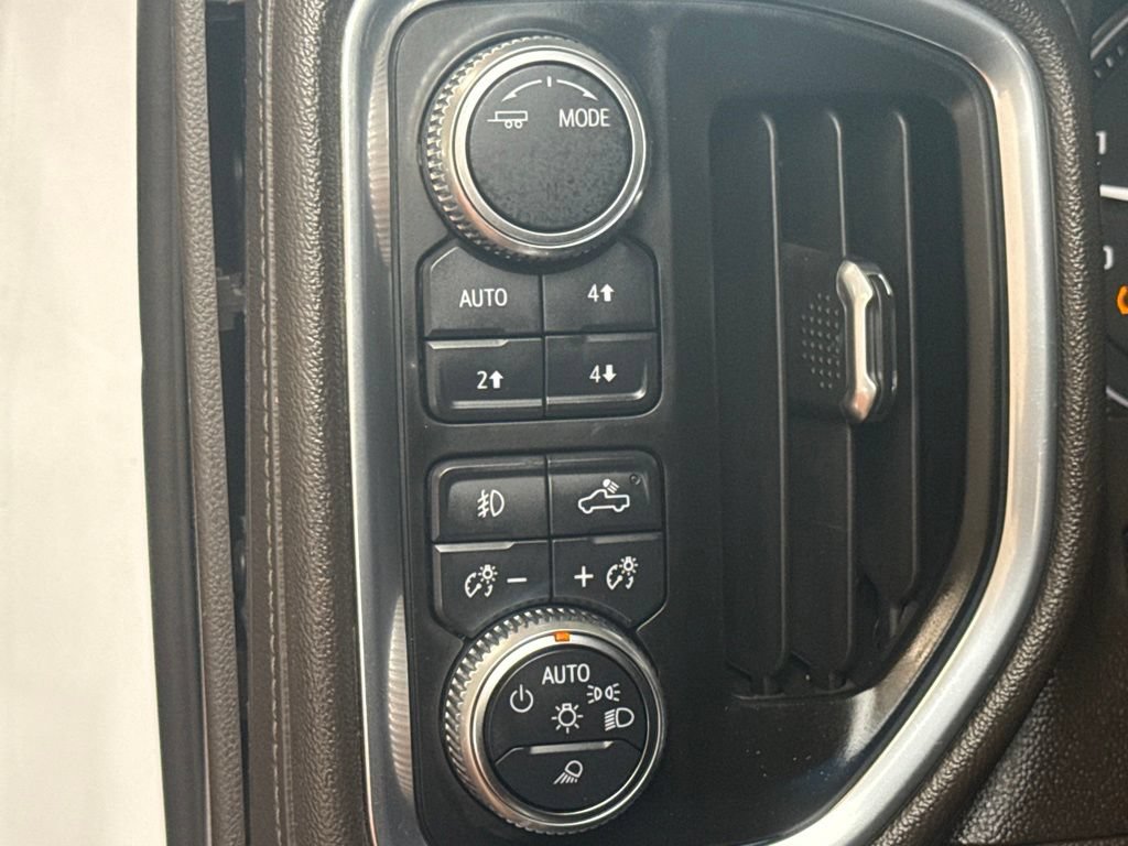Used 2020 GMC Sierra 3500 Denali w/ Denali Ultimate Package AWD/4WD image 21