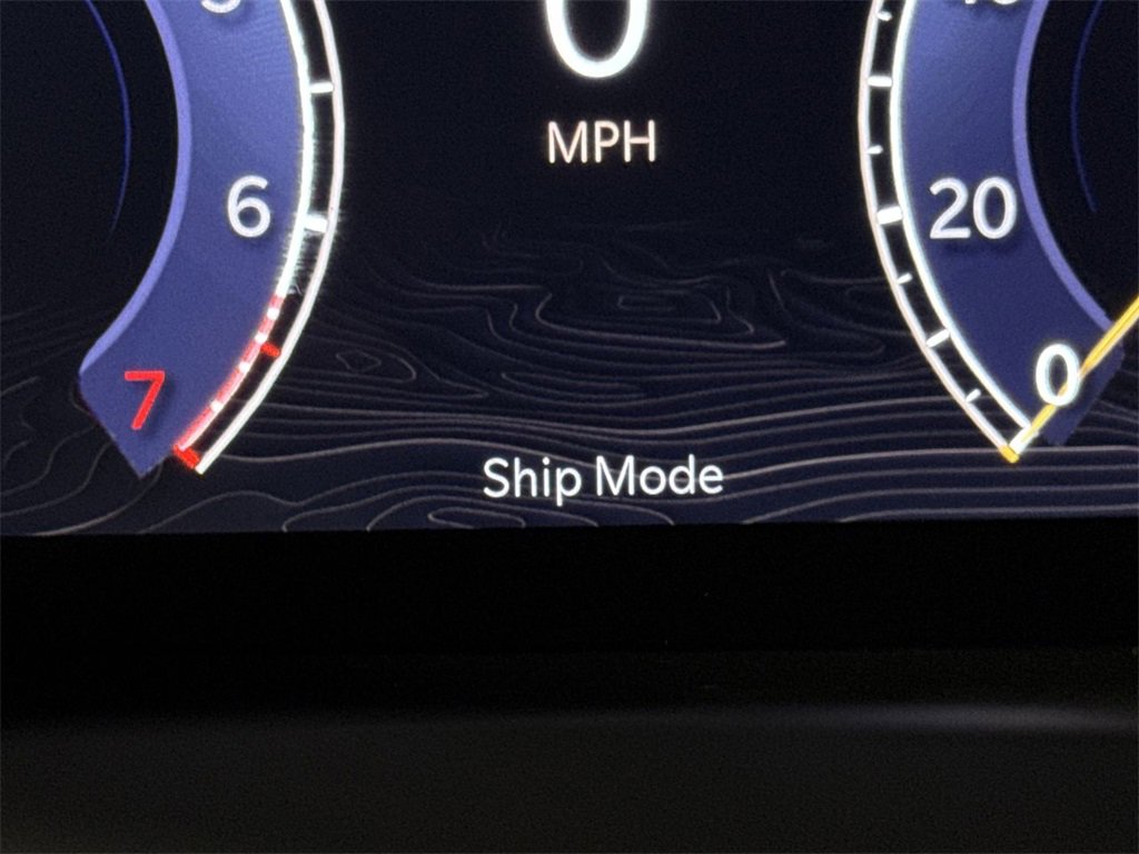 New 2025 Jeep Grand Cherokee Laredo X w/ Luxury Tech Group I image 14