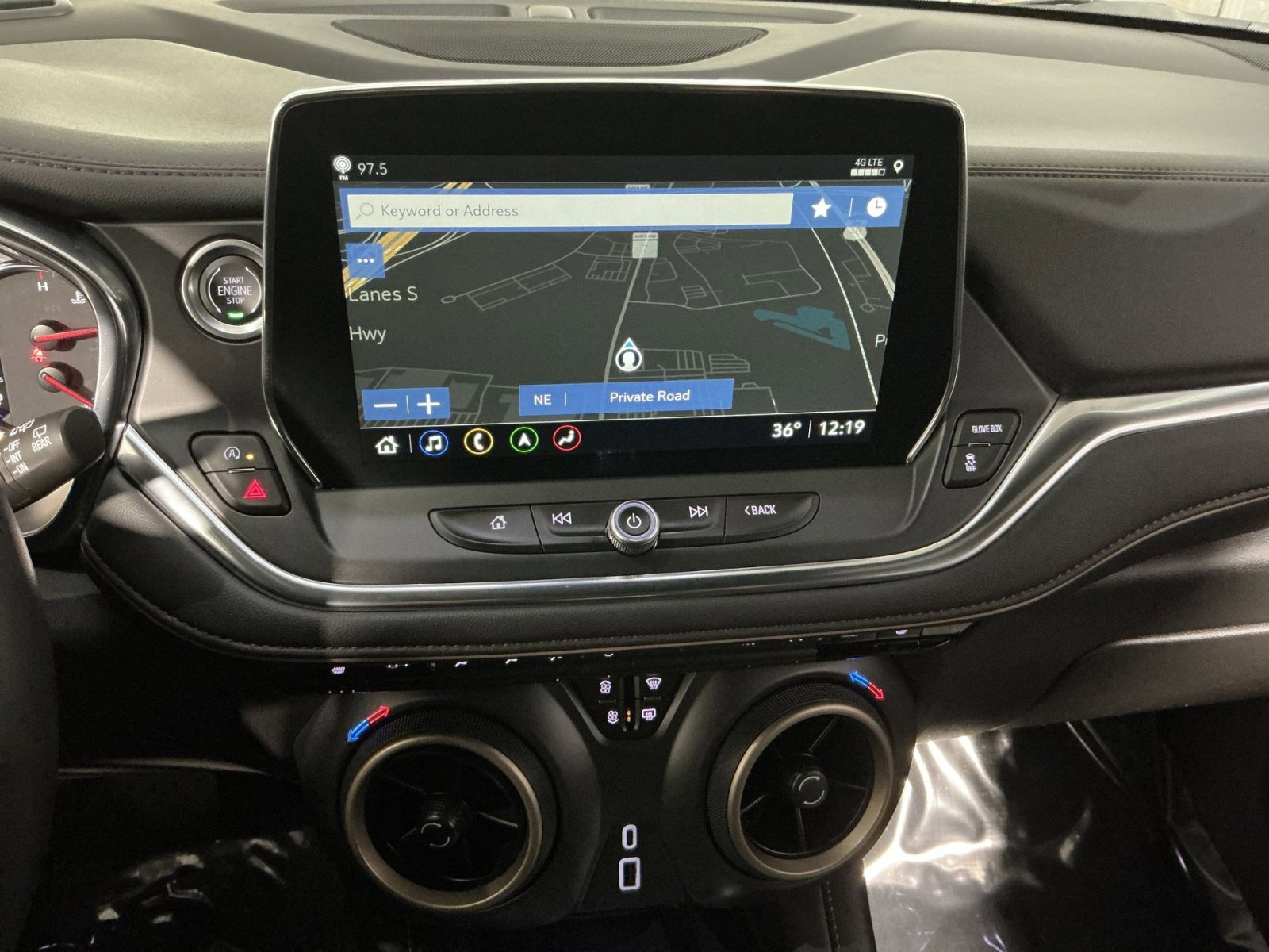 Used 2024 Chevrolet Blazer Premier image 28