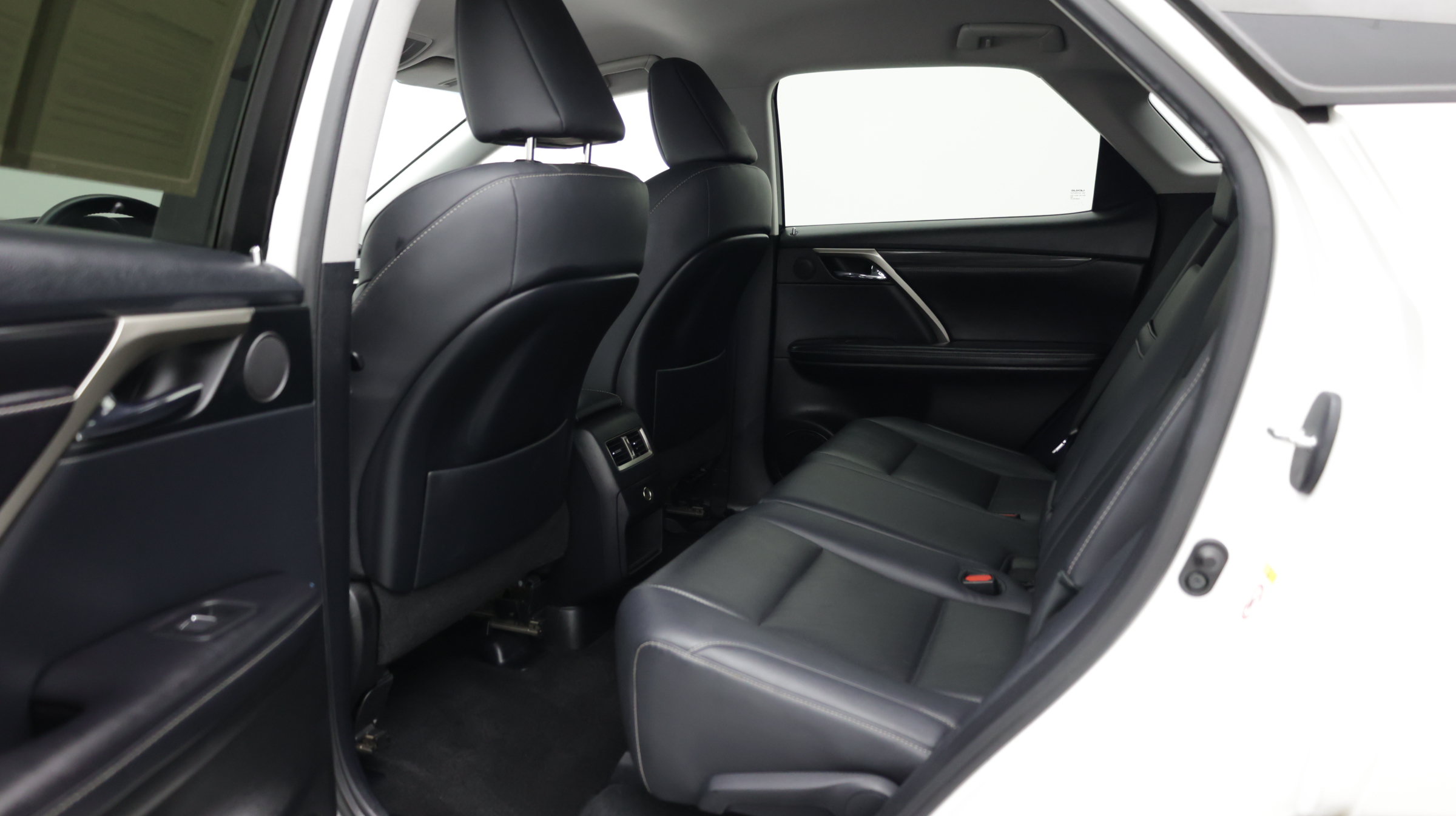 Used 2018 Lexus RX 350 FWD w/ Accessory Package image 27