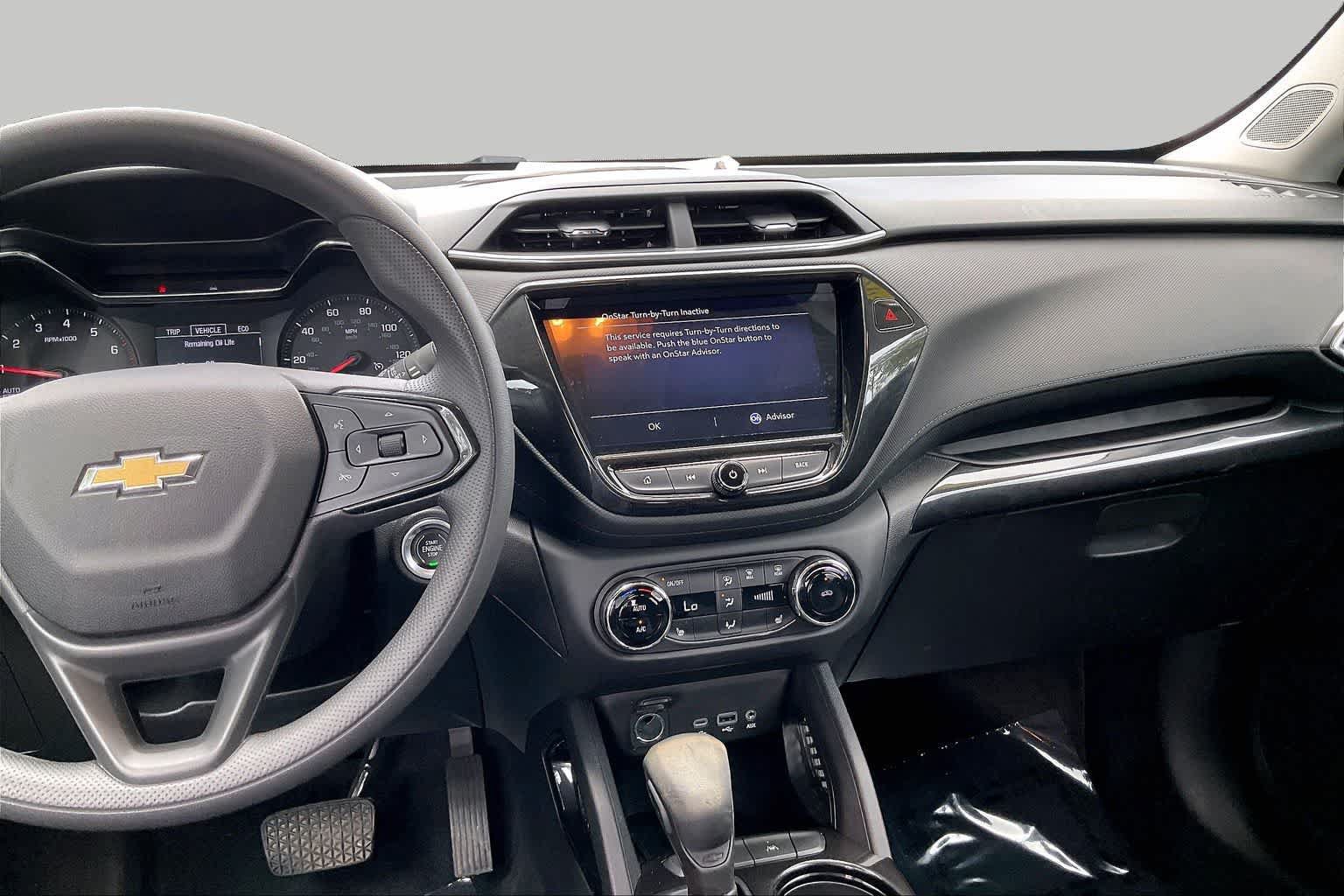 Used 2023 Chevrolet TrailBlazer LT w/ Convenience Package FWD image 7