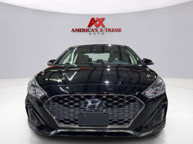 Used 2019 Hyundai Sonata Limited w/ Ultimate Package 04 image 2