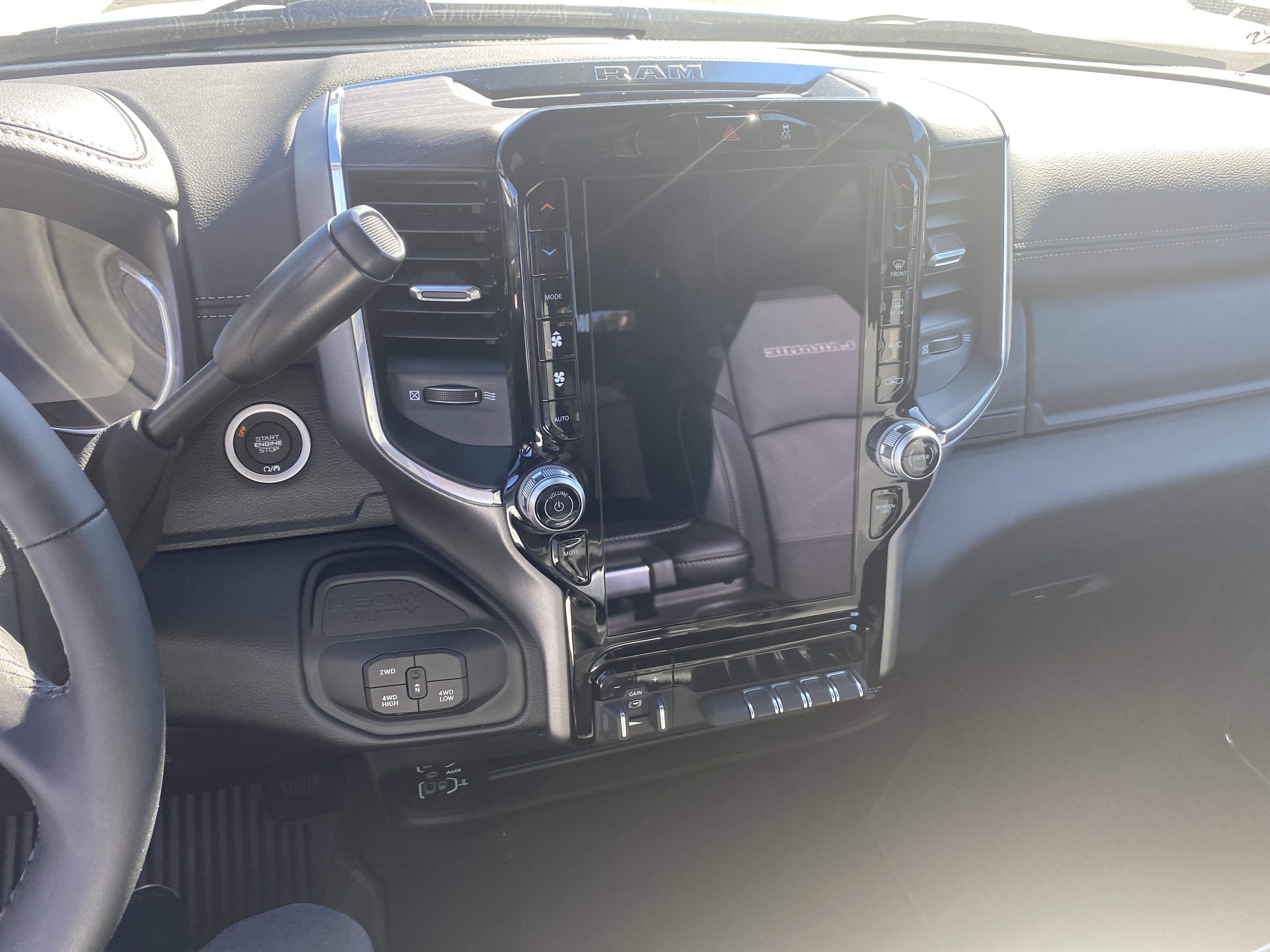 New 2026 RAM 3500 Laramie w/ Towing Technology Group image 13