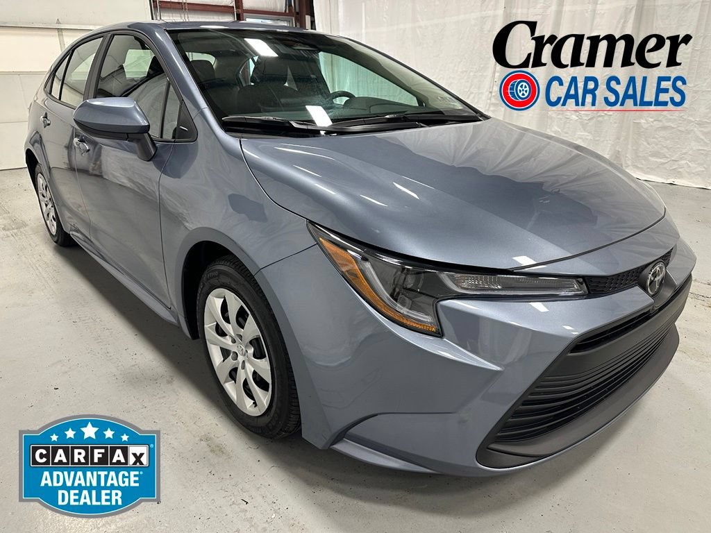 Used 2026 Toyota Corolla LE FWD image 1