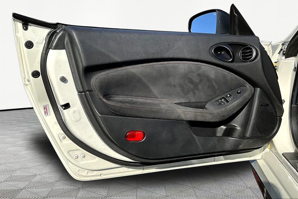 Used 2016 Nissan 370Z NISMO image 17