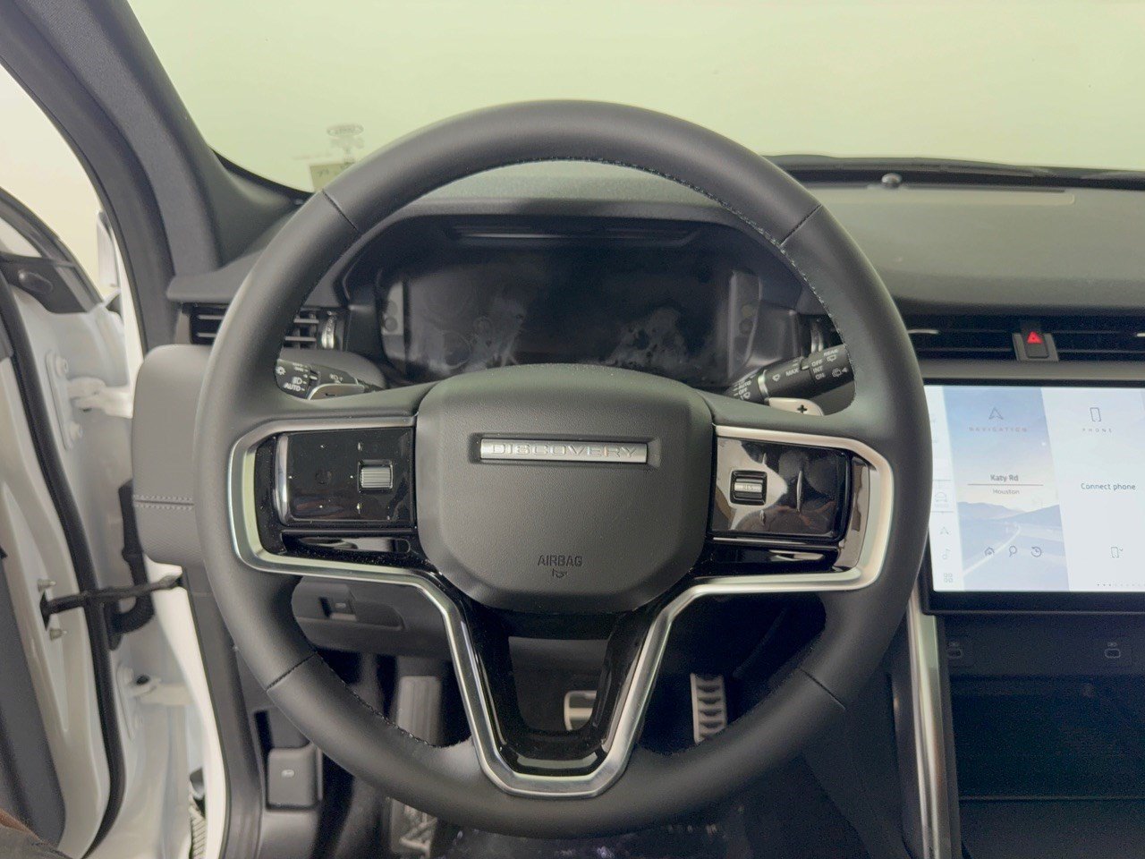 New 2026 Land Rover Discovery Sport Landmark AWD/4WD image 10