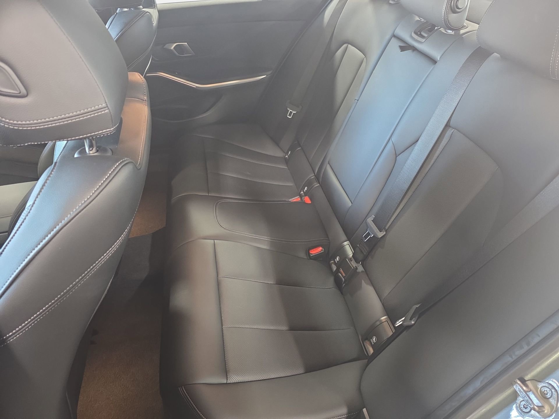 Used 2024 BMW 330i Sedan image 13