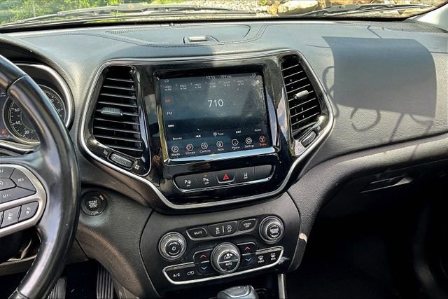 Used 2021 Jeep Cherokee Limited image 28