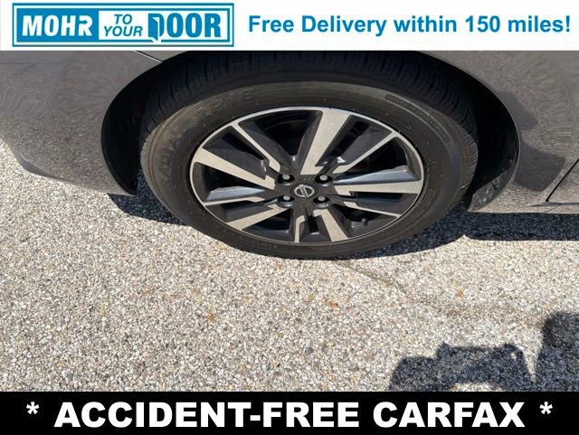 Used 2021 Nissan Versa SV FWD image 8