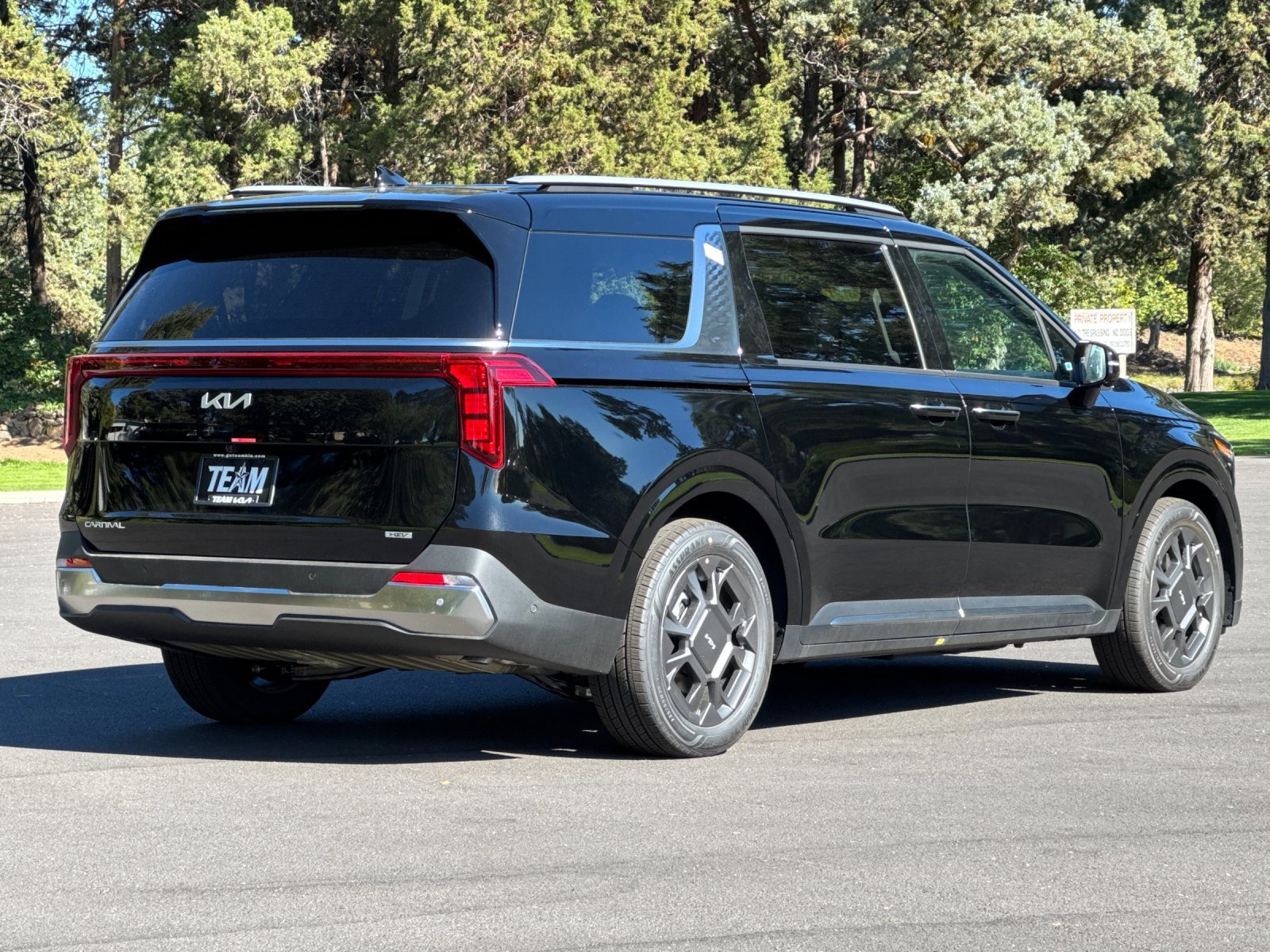 New 2026 Kia Carnival SX image 4
