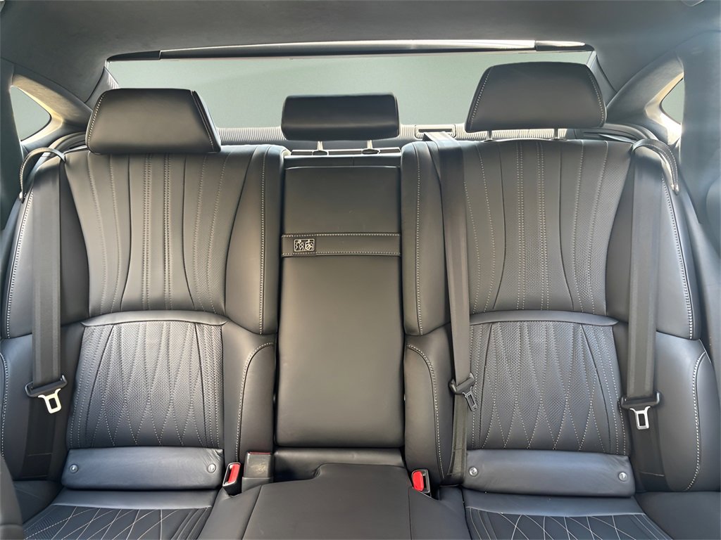 Used 2019 Lexus LS 500 image 12