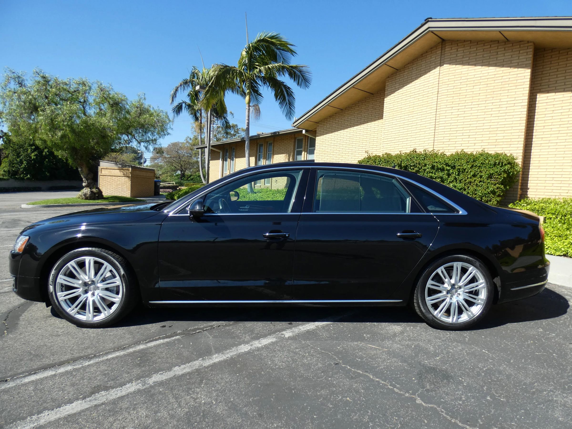 Used 2015 Audi A8 L 4.0T image 14