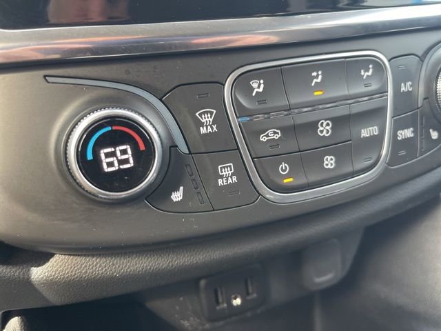 Used 2020 Chevrolet Traverse LT FWD image 7