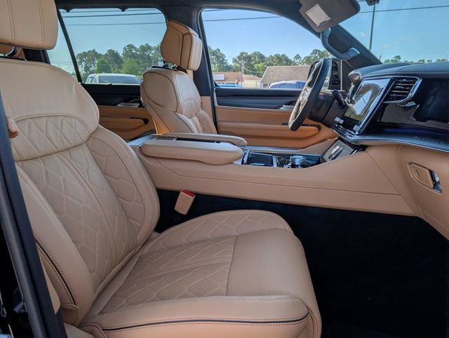 New 2026 Jeep Grand Wagoneer L Summit AWD/4WD image 27