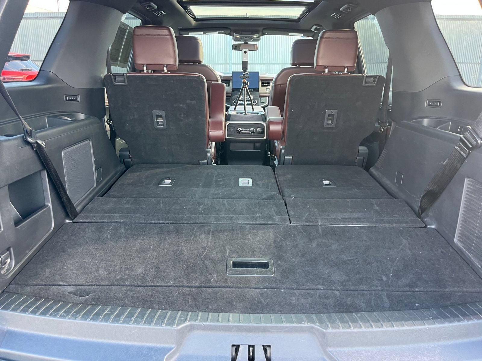 Used 2024 Ford Expedition Limited AWD/4WD image 34