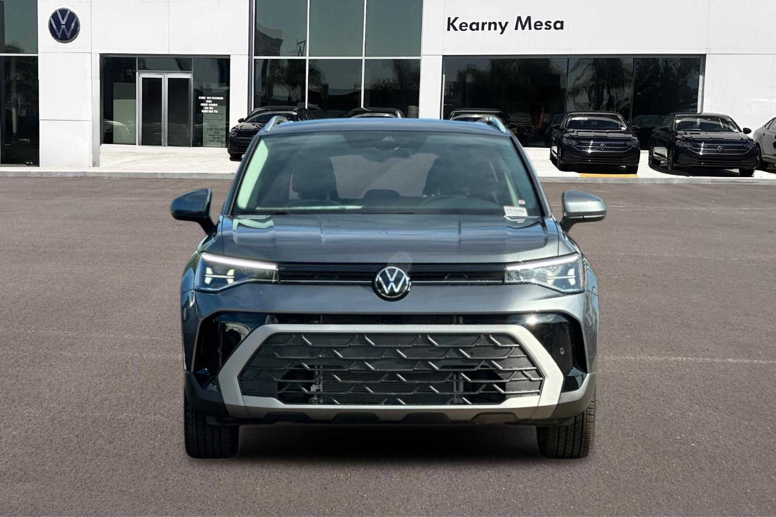 New 2026 Volkswagen Taos SE FWD image 9