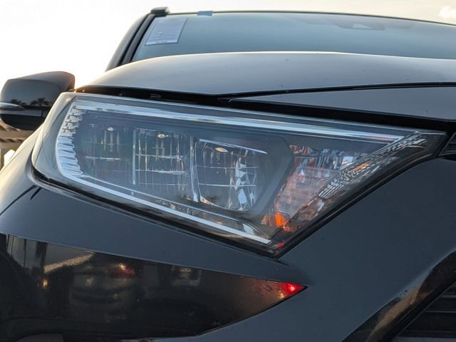 Used 2020 Toyota RAV4 XLE w/ Convenience Package image 8