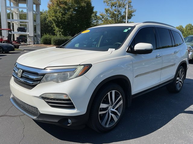 Used 2016 Honda Pilot Touring image 2