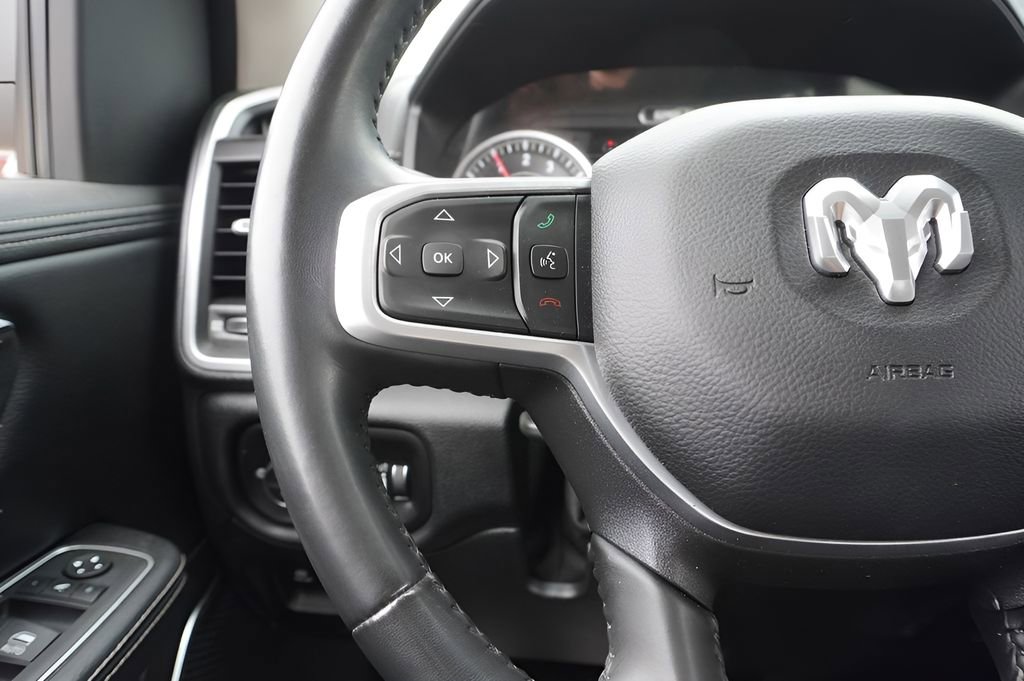 Used 2022 RAM 1500 Laramie AWD/4WD image 13