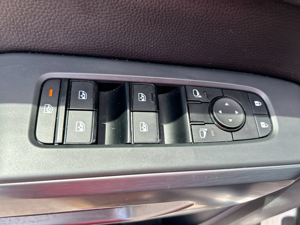 Used 2023 Nissan Pathfinder Rock Creek AWD/4WD image 13