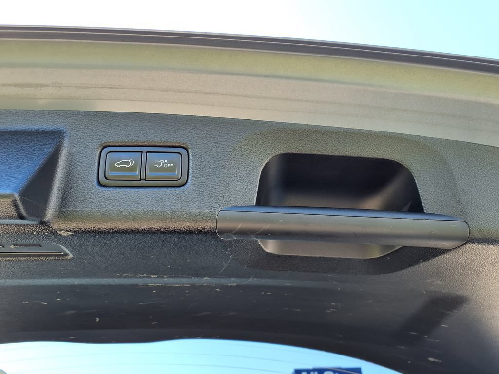 Used 2025 Kia Telluride S FWD image 14