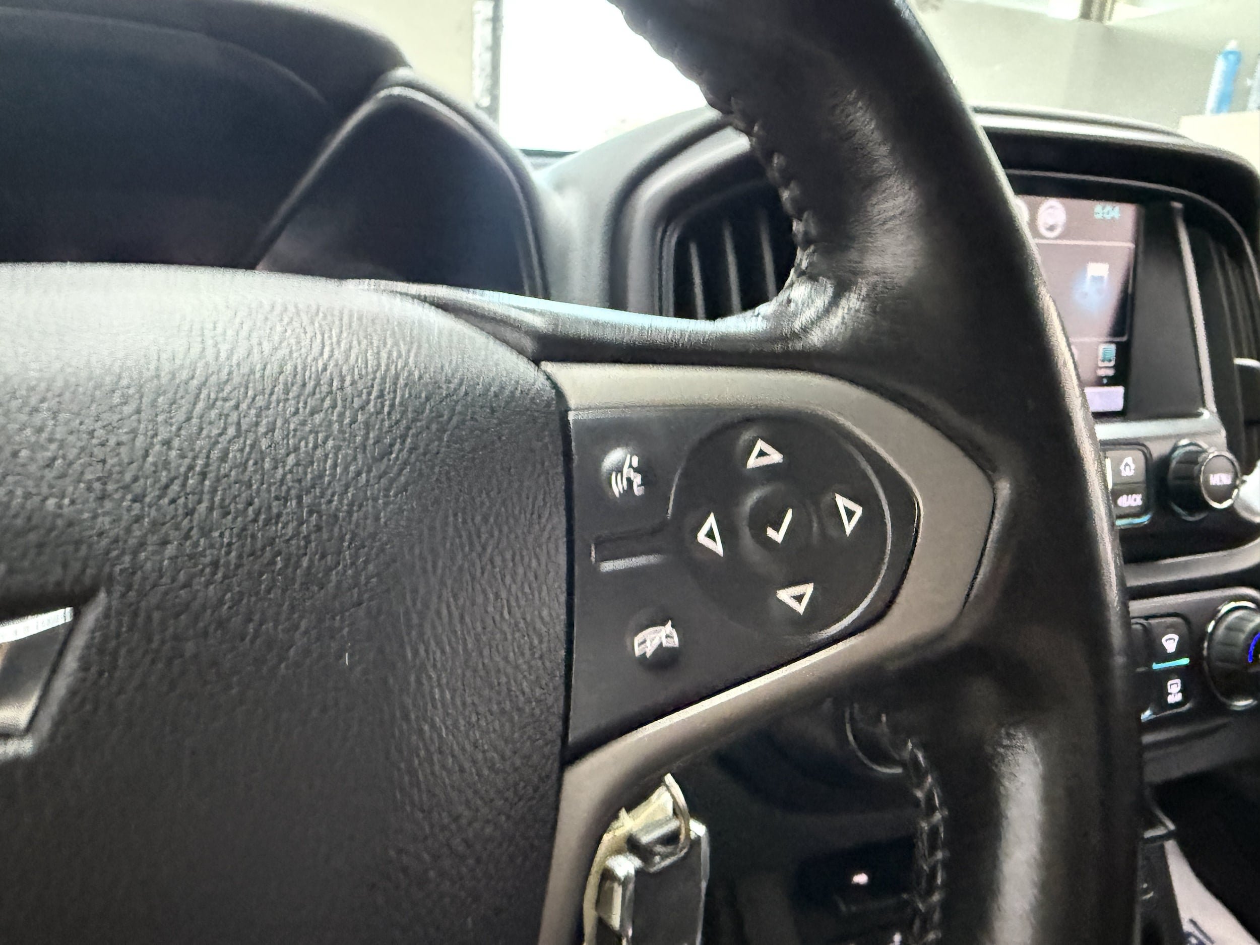 Used 2017 Chevrolet Colorado Z71 AWD/4WD image 22
