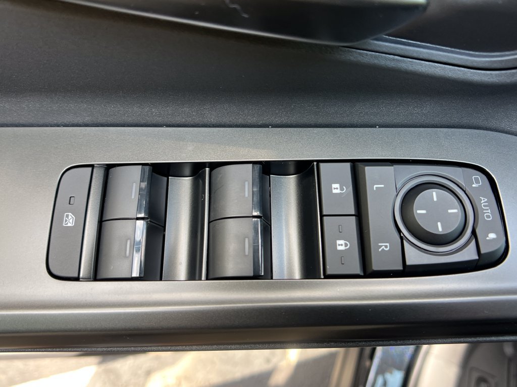 New 2026 Toyota C-HR AWD/4WD image 13