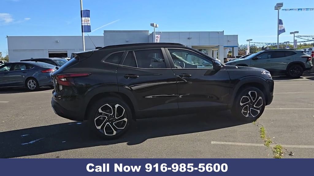 New 2026 Chevrolet Trax RS image 12