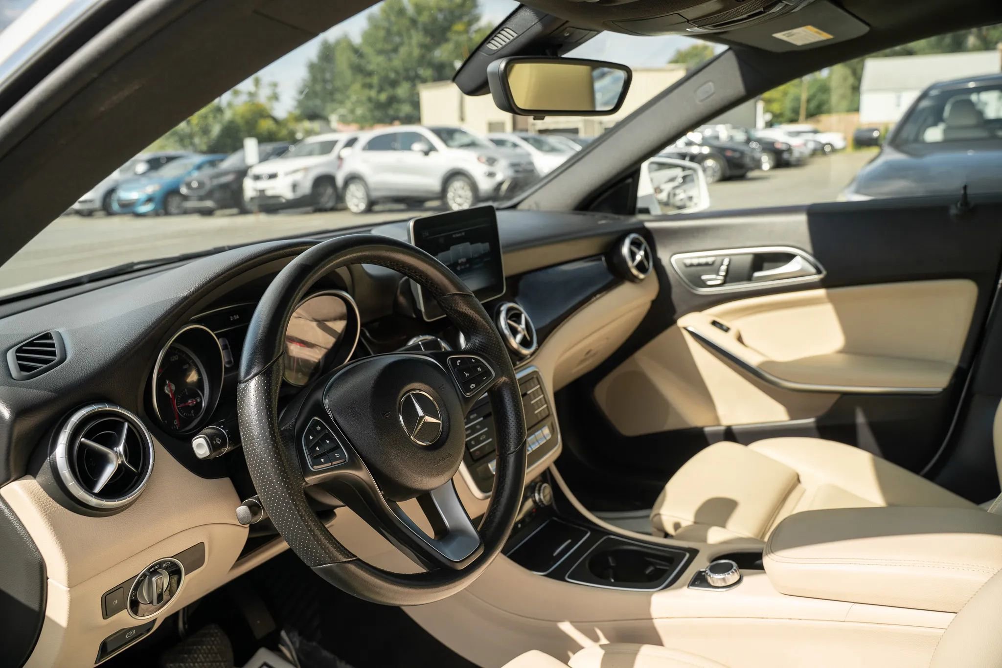 Used 2018 Mercedes-Benz CLA 250 image 6