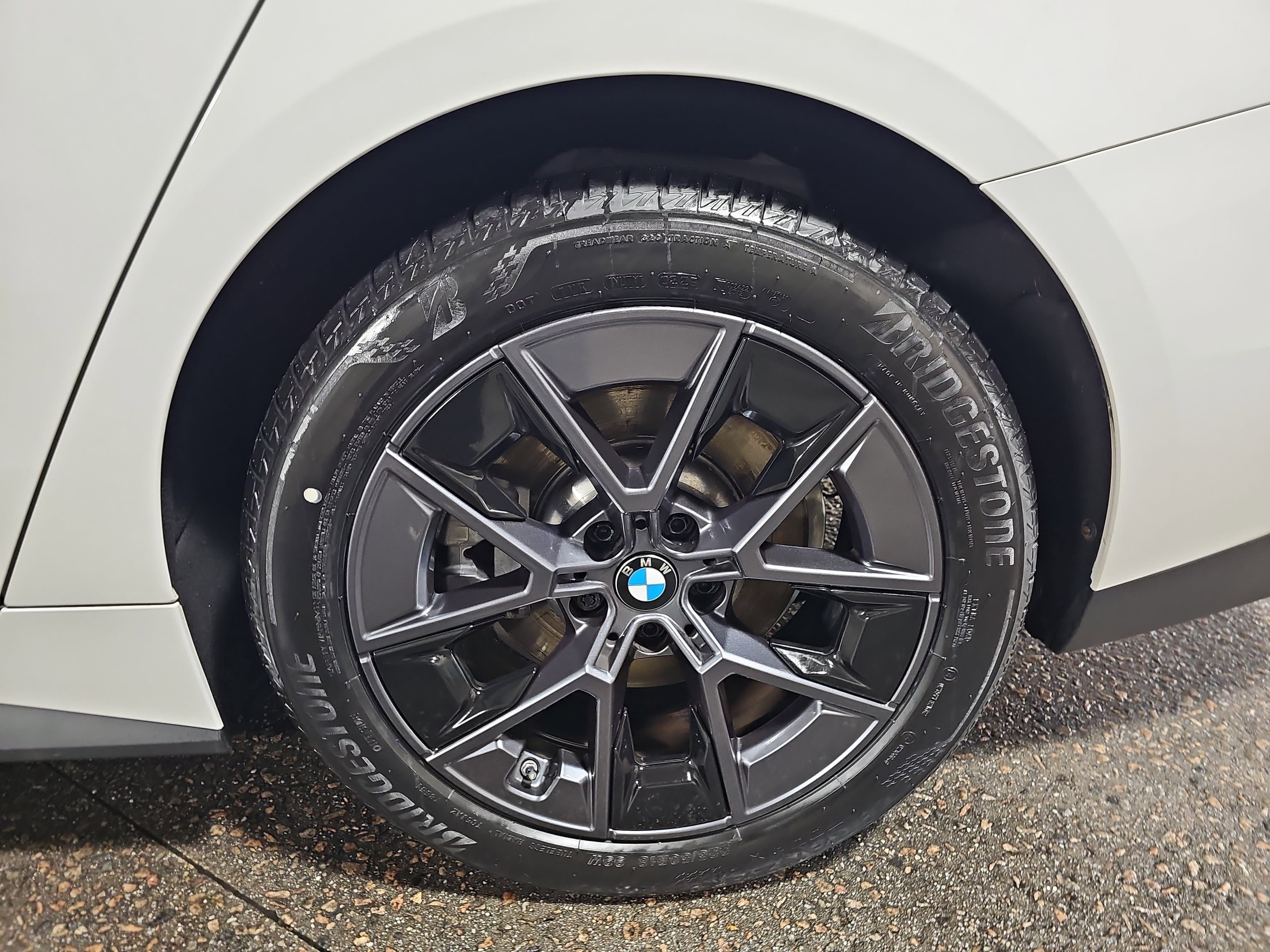 Used 2023 BMW i4 eDrive35 w/ Premium Package image 35