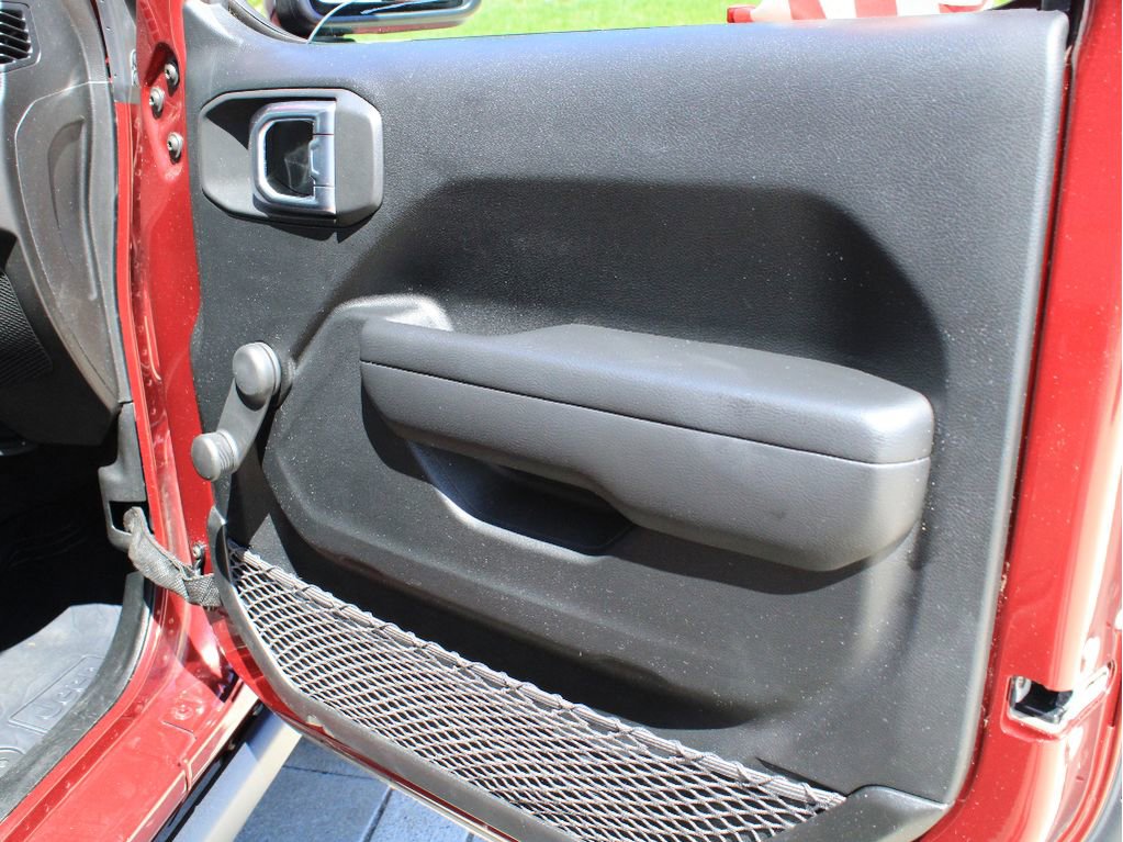 Certified 2021 Jeep Gladiator Sport AWD/4WD image 23