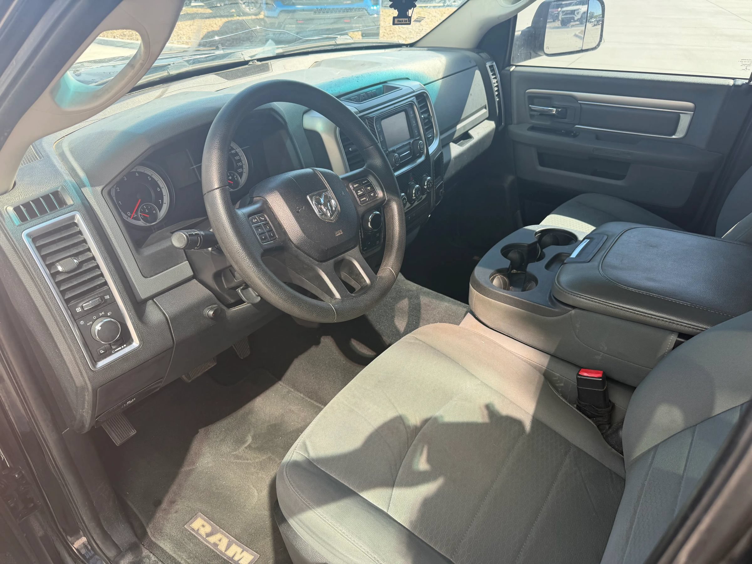 Used 2014 RAM 1500 Classic SLT AWD/4WD image 6